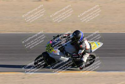 media/Dec-04-2022-CVMA (Sun) [[e38ca9e4fc]]/Race 12 500 Supersport-350 Supersport/